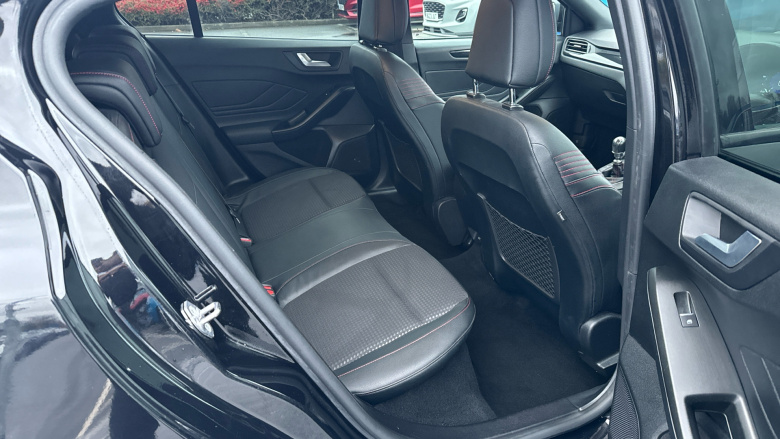 Ford Focus 1.0 EcoBoost Hybrid mHEV 155 ST-Line X Edition 5dr Petrol Hatchback